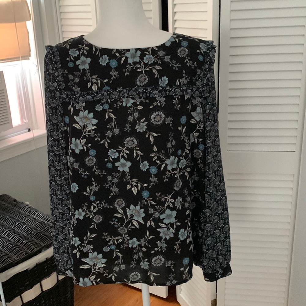 Loft long sleeve floral top